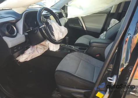 2018 Toyota Rav4 Adventure z USA, uszkodzony, nr VIN JTMWFREV3JD128325